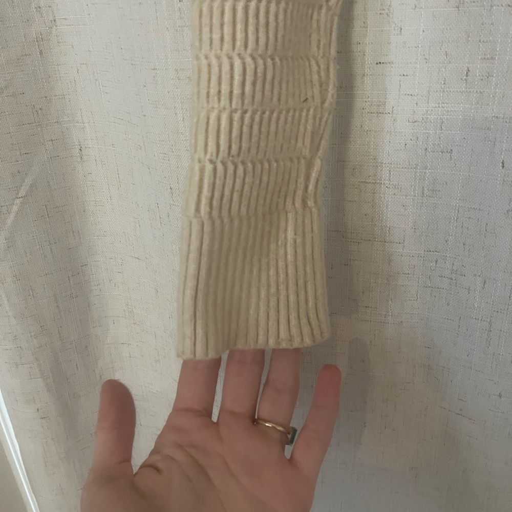 Cream Ribbed Cropped Cardigan - Picture 4 of 5